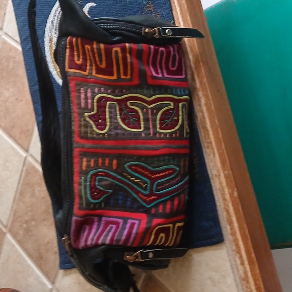 no name Handbags - Cute leather purse